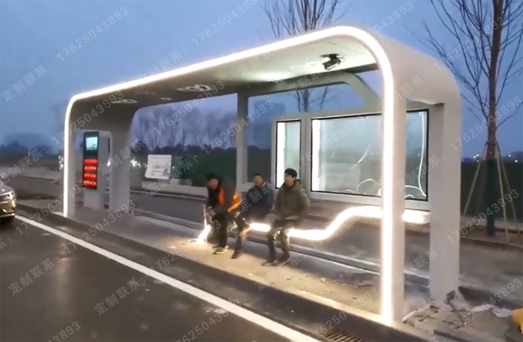 江蘇鹽城市公交候車(chē)亭